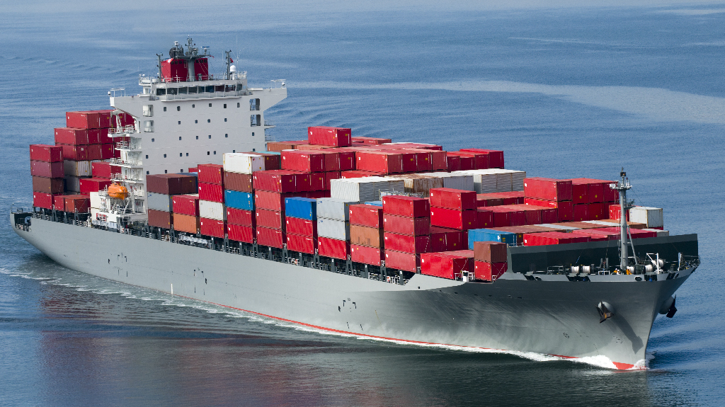 Customs agent in Holyhead handling declarations for UK and Ireland freight